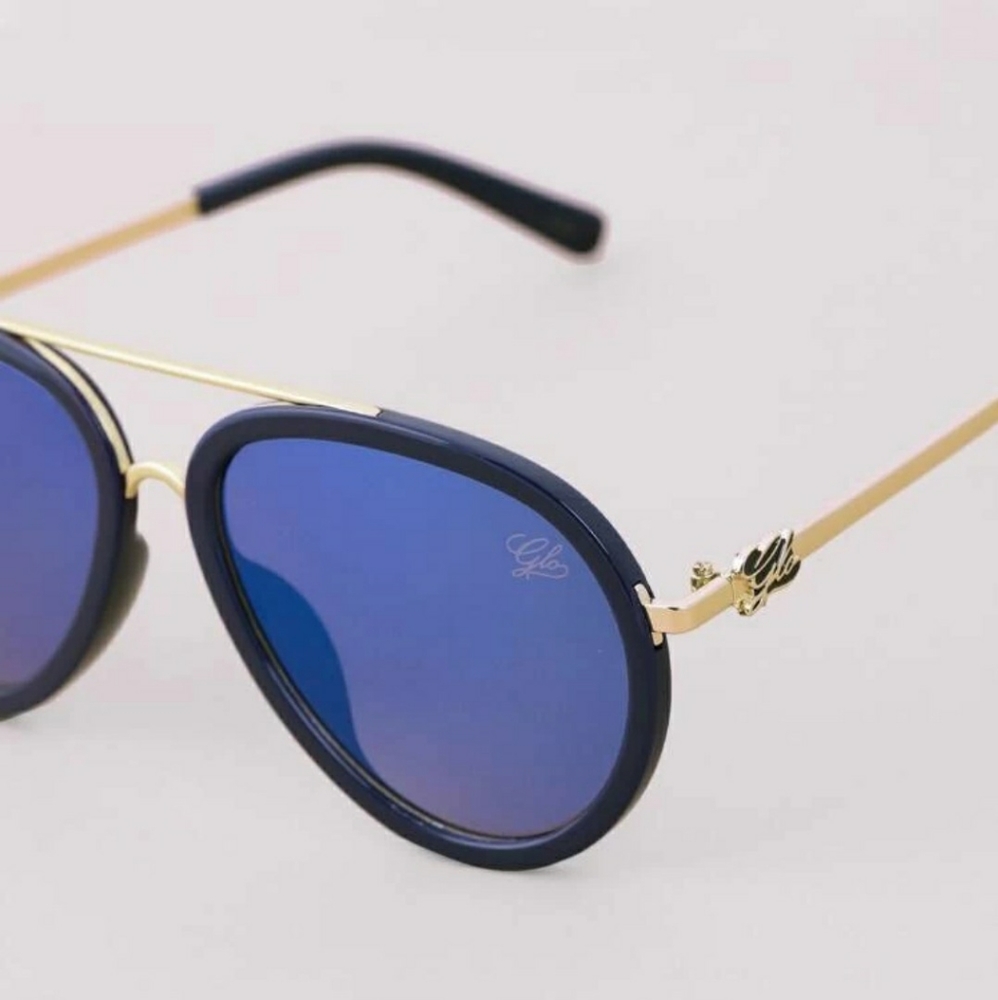 NEW womens sunglasses